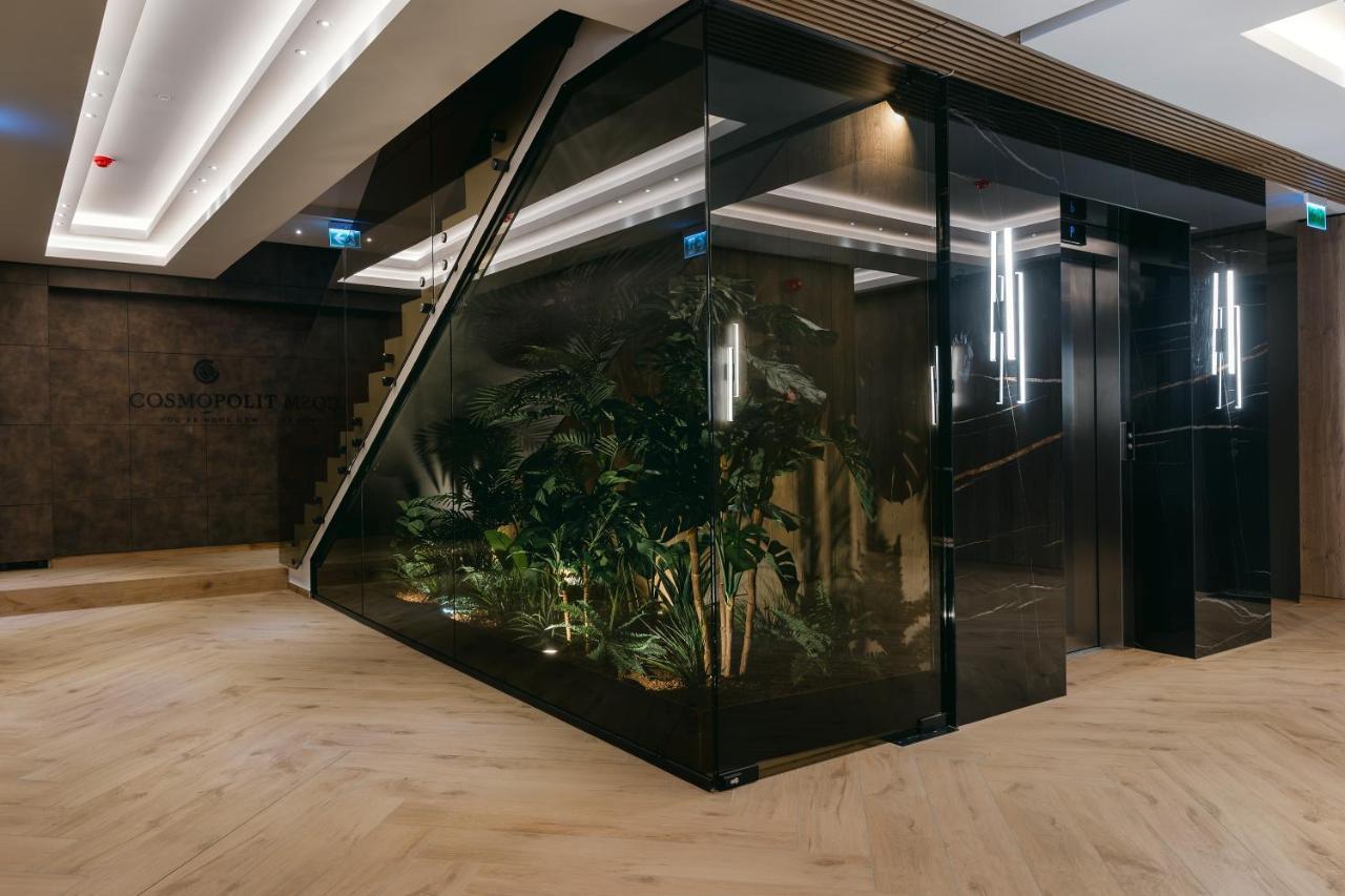 The Forest - Luxe Central Apt With Free Secured Parking 布拉索夫 外观 照片